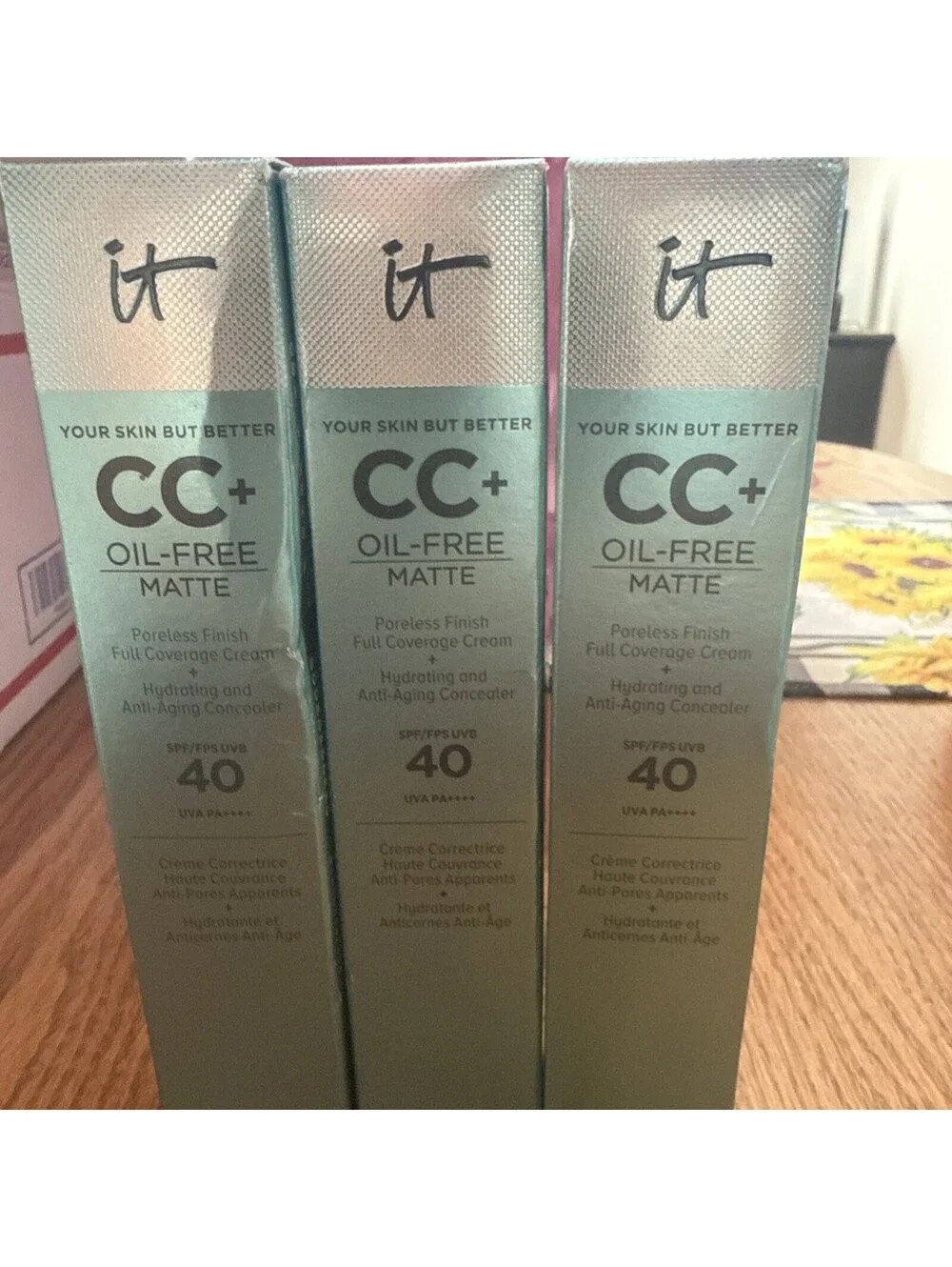 Bundle Of 3 It Cosmetics CC Oil-Free Matte SPF 40 Full Coverage cream Tan